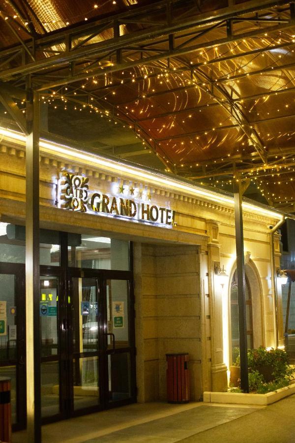 Atyraū Atb Grand Hotel מראה חיצוני תמונה