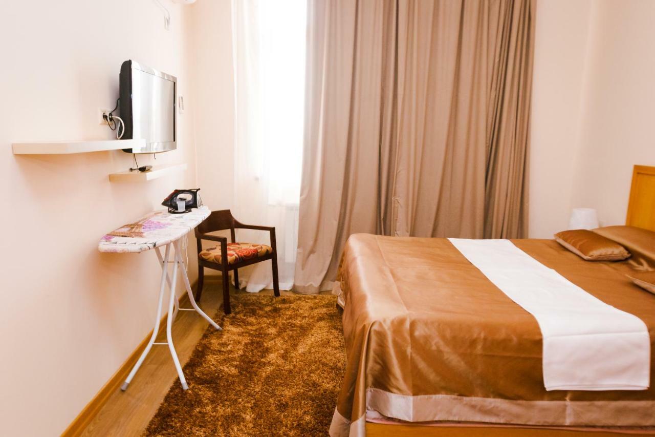 Atyraū Atb Grand Hotel מראה חיצוני תמונה