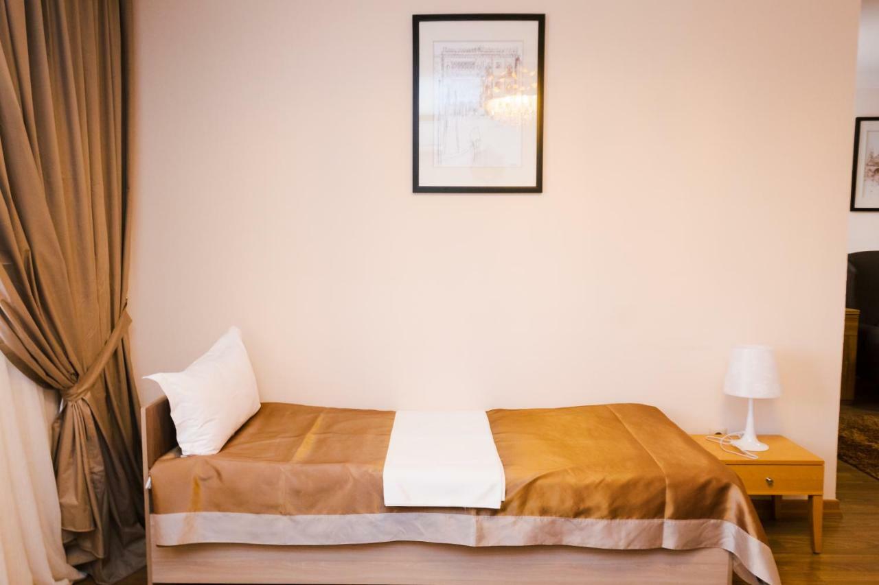Atyraū Atb Grand Hotel מראה חיצוני תמונה