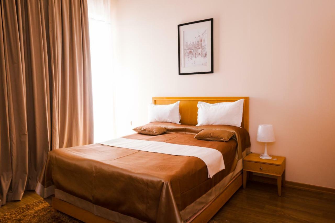 Atyraū Atb Grand Hotel מראה חיצוני תמונה