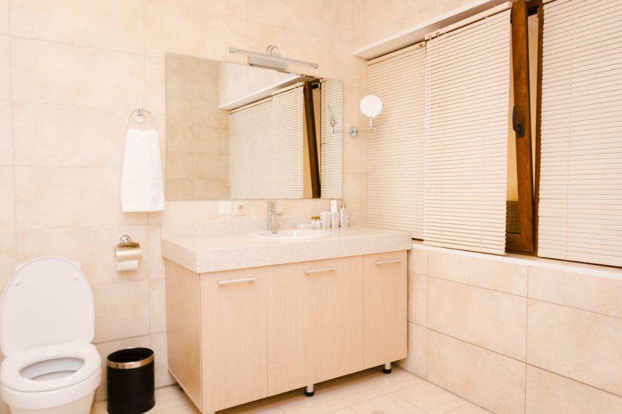 Atyraū Atb Grand Hotel מראה חיצוני תמונה