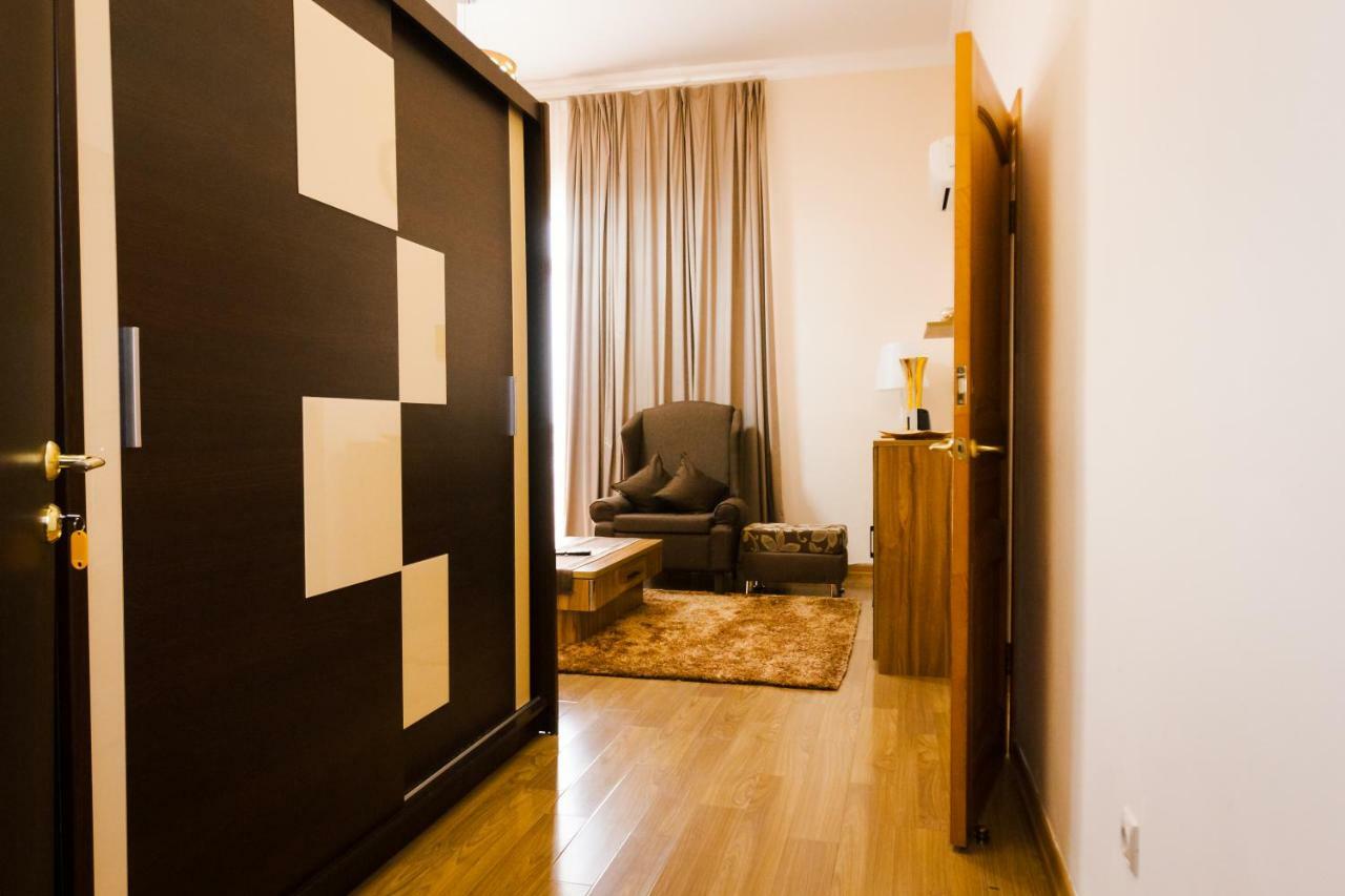 Atyraū Atb Grand Hotel מראה חיצוני תמונה