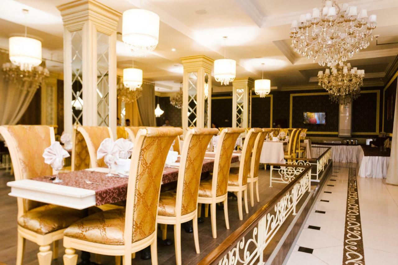 Atyraū Atb Grand Hotel מראה חיצוני תמונה